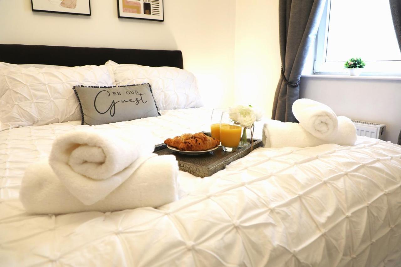 Amprenta Apartment - Gorgeous Interior Designed 1 Bedroom Home ボーンマス エクステリア 写真